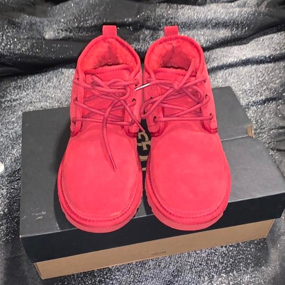 Red Ugg Neumel Boots